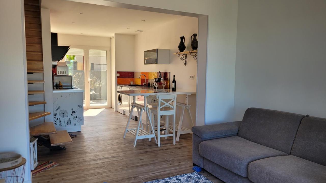 Gite Du Soleil Maison Lumineuse Avec Terrasse Solarium Parking Prive Sorède Zewnętrze zdjęcie